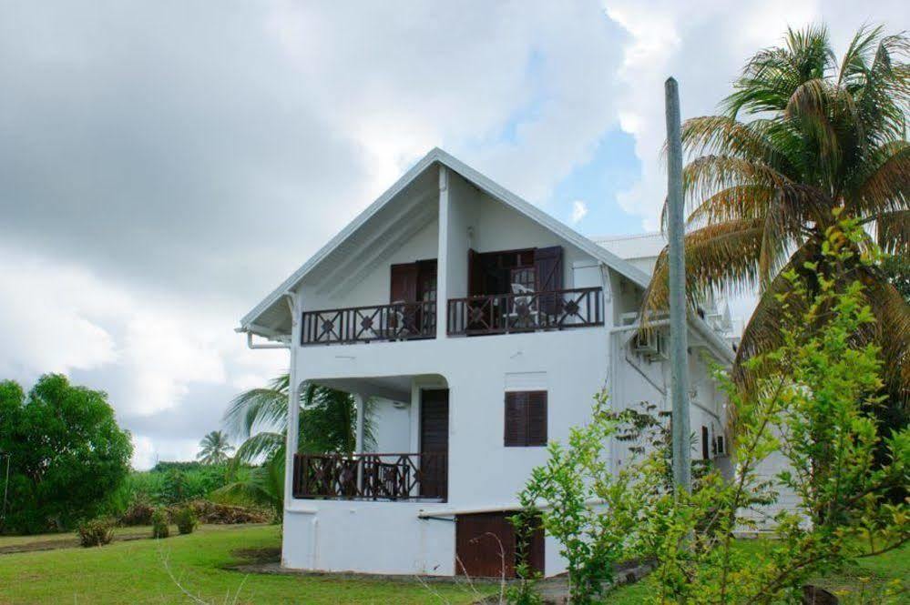 Au Jardin De Beausejour Hotel Capesterre Bagian luar foto