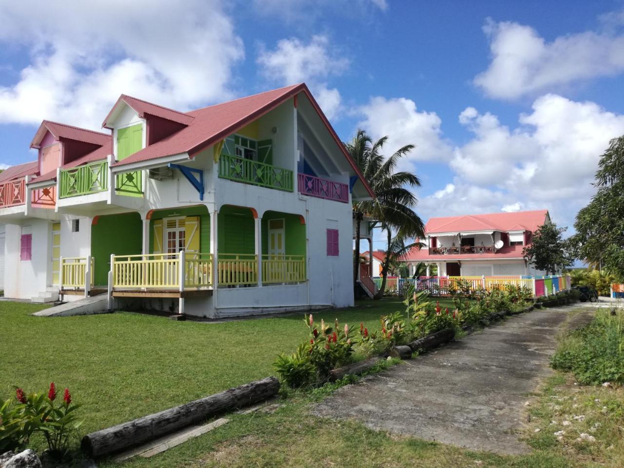 Au Jardin De Beausejour Hotel Capesterre Bagian luar foto